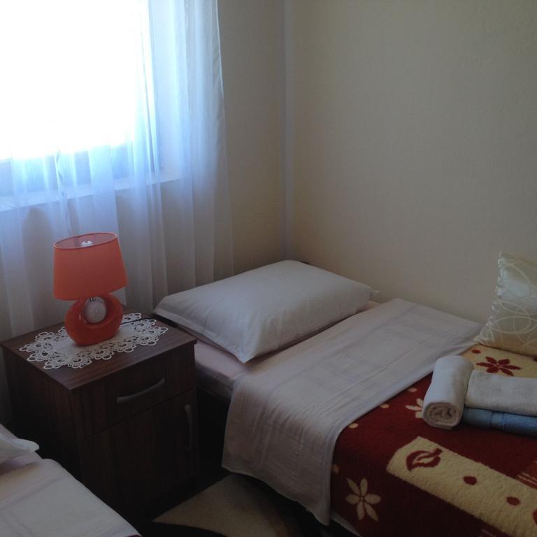 Holiday Home Boba Rakovica Exterior photo